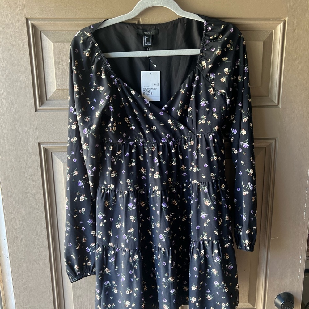 Forever 21 Black Floral Dress